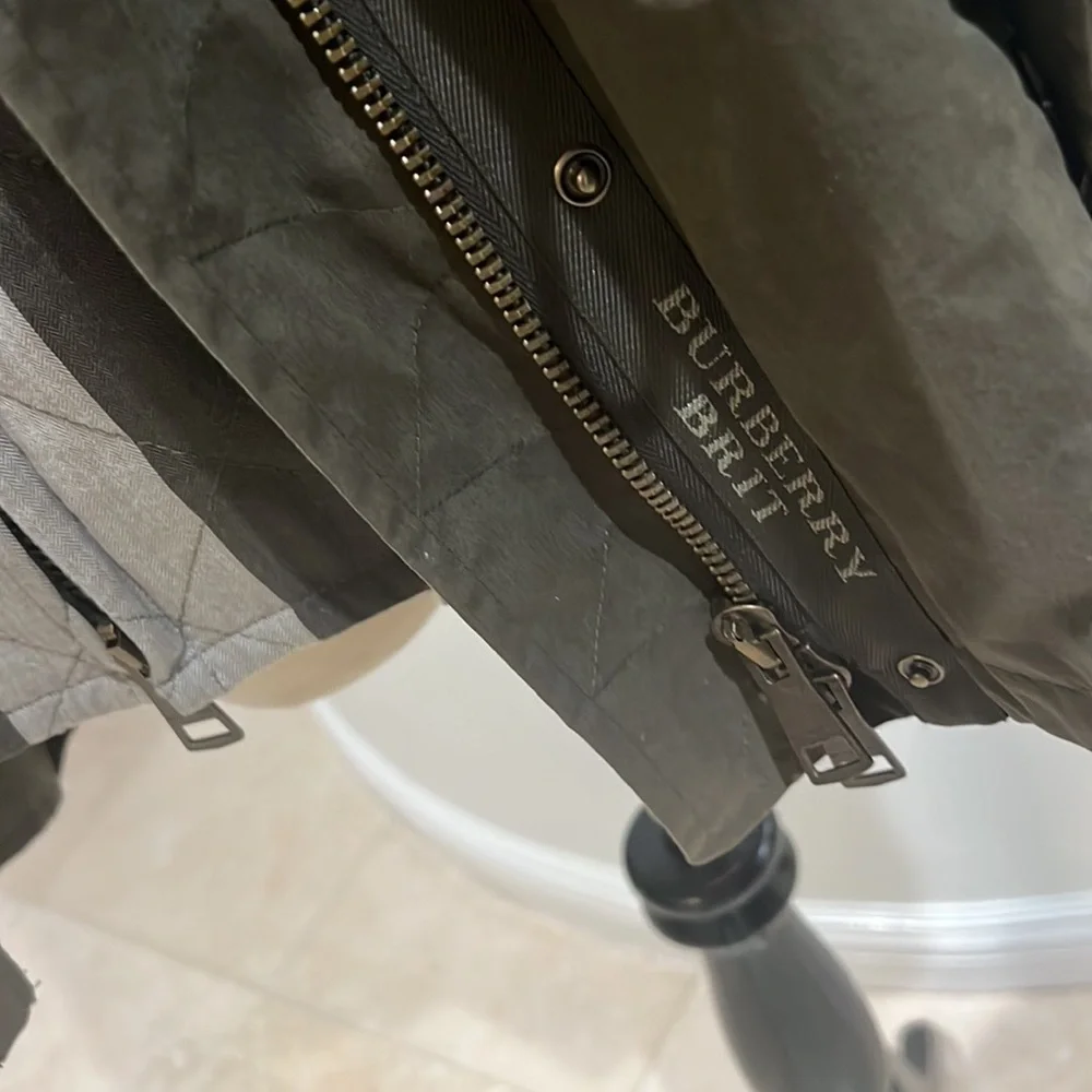 Burberry Brit 3 Piece 3 Season Barn Jacket. Size 4 - Picture 3 of 13